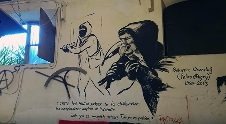Arrestati 7 anarchici del centro sociale Bencivenga occupato Arrestati 7 anarchici del centro sociale Bencivenga occupato