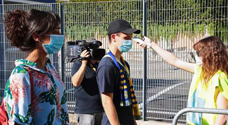 Stadi aperti in Serie A. I Presidenti di Regione costringono il Governo alla retromarcia Stadi aperti in Serie A. I Presidenti di Regione costringono il Governo alla retromarcia