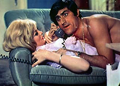 Lando Buzzanca arrivato al successo con negli anni Settanta Lando Buzzanca arrivato al successo con negli anni Settanta