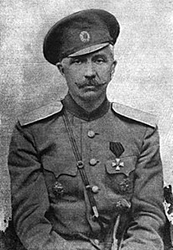 L'atamano Pjotr Krasnov in uniforme da ufficiale zarista