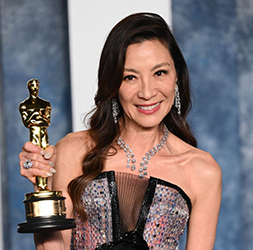 Oscar 2023. Michelle Yeoh migliore attrice