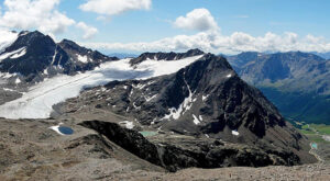 Il ghiacciaio Giogo Alto che domina la Val Senales