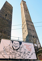 Un manifesto affisso a Bologna per la liberazione di Patrick Zaki