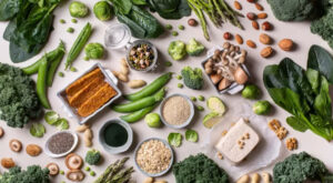 La dieta vegana è sempre più diffusa e aumentano i ristoranti che hanno offrono nei loro menù reinterpretazioni della cucina romana tradizionale in chiave vegana. In aumento anche i corsi di cucina e i market vegani.